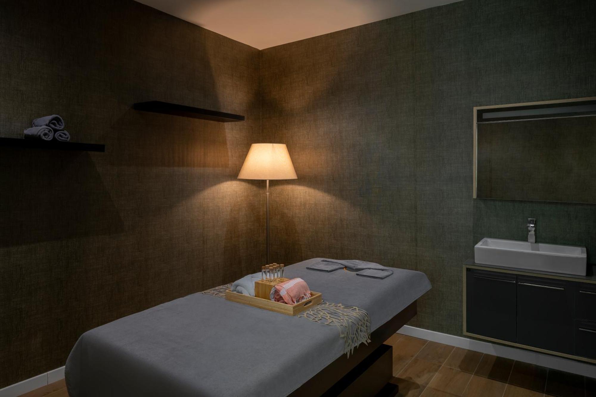 Movenpick Living Istanbul West Hotel ภายนอก รูปภาพ