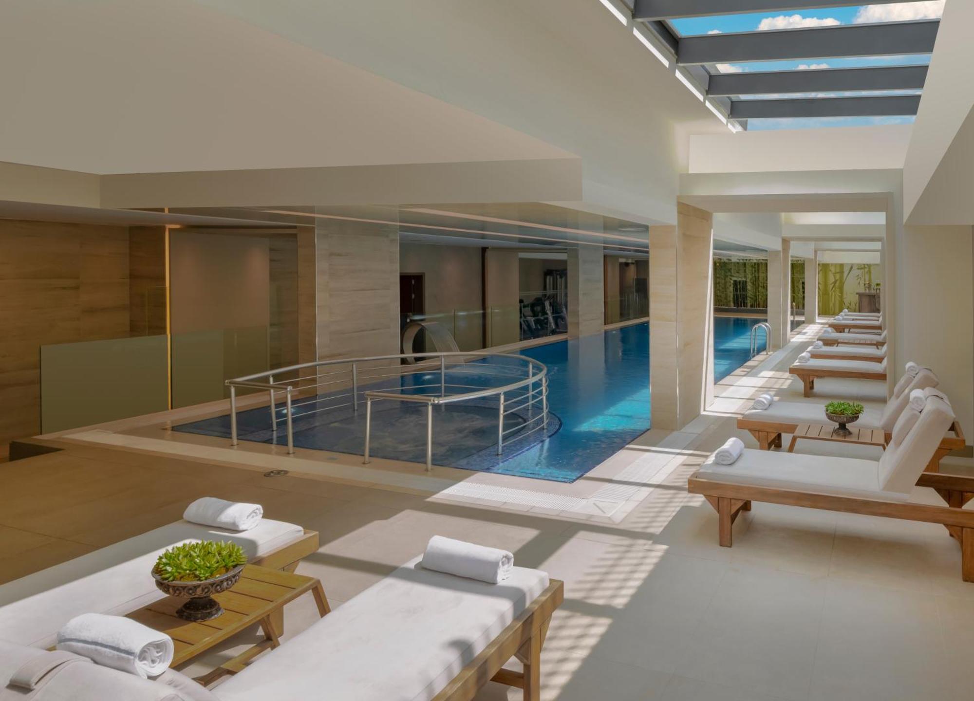 Movenpick Living Istanbul West Hotel ภายนอก รูปภาพ