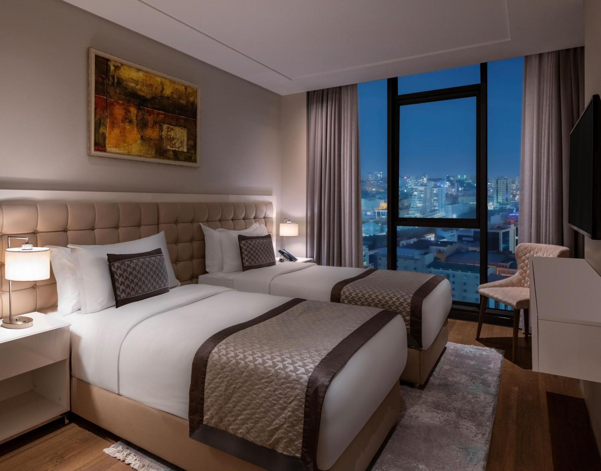 Movenpick Living Istanbul West Hotel ภายนอก รูปภาพ