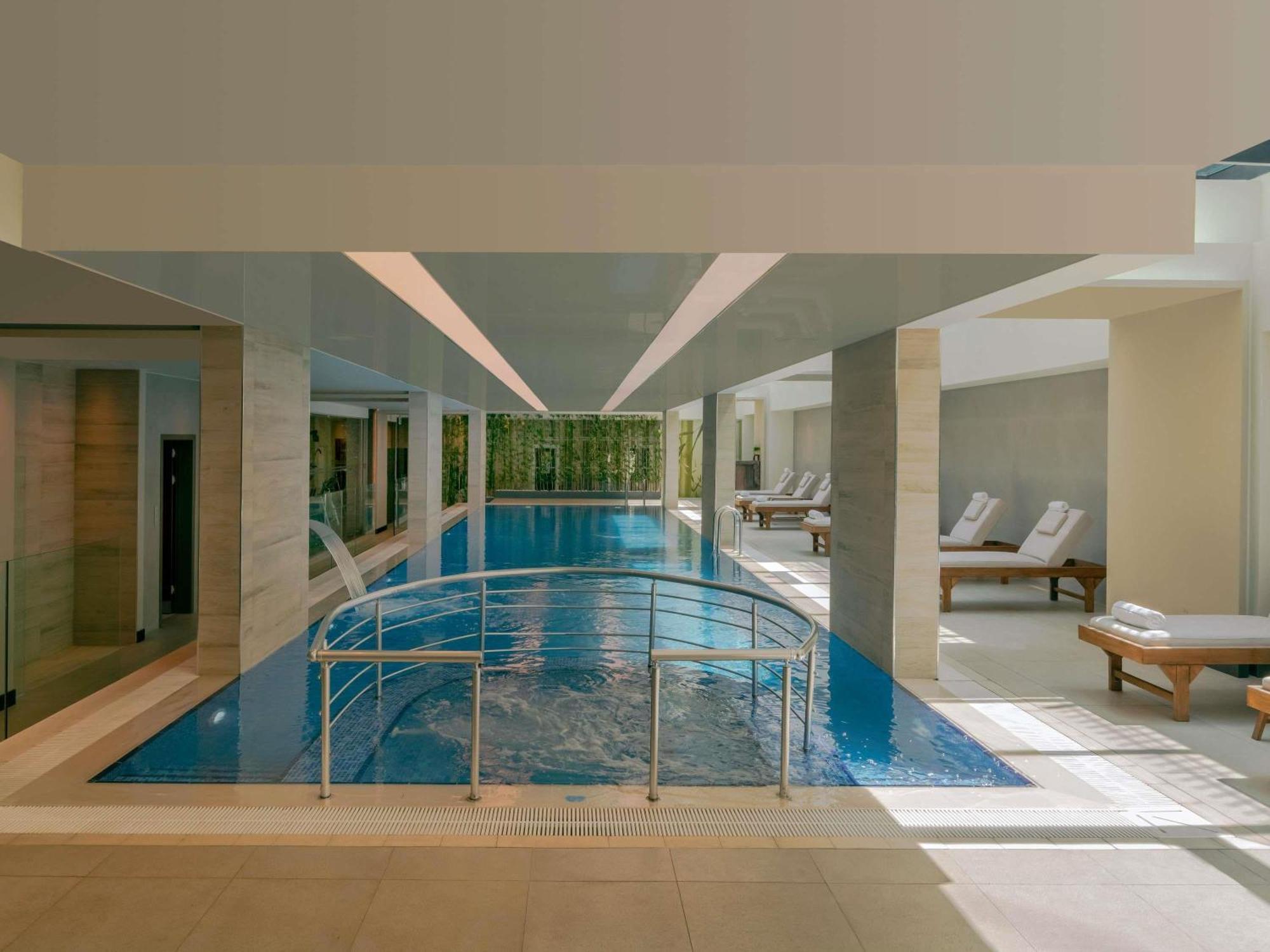 Movenpick Living Istanbul West Hotel ภายนอก รูปภาพ
