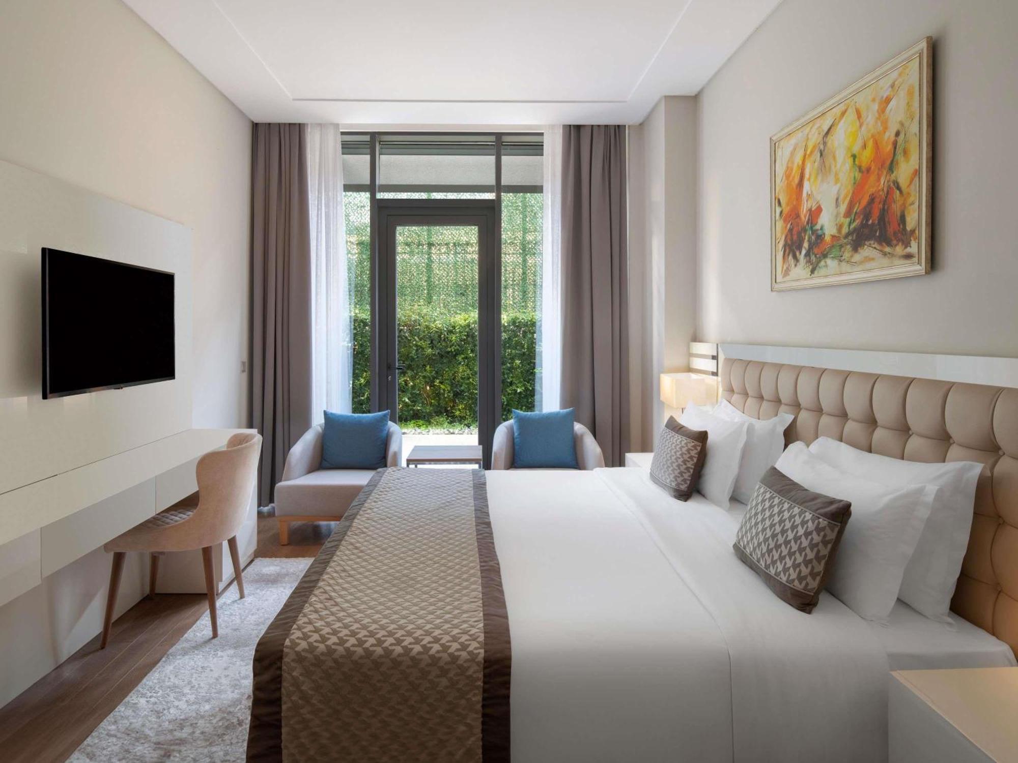 Movenpick Living Istanbul West Hotel ภายนอก รูปภาพ